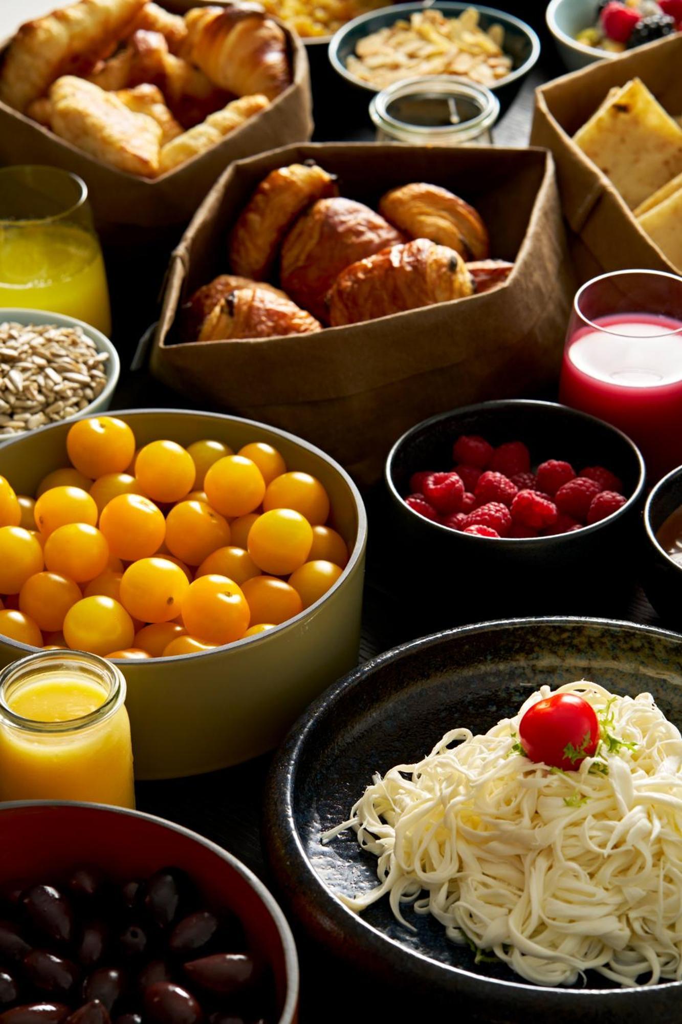Address Jabal Omar Makkah Lejlighedshotel Mekka Eksteriør billede A selection of fruit and juice